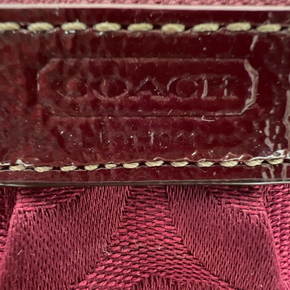 Coach Signature "C" Wristlet, Burgundy - Picture 4 of 7